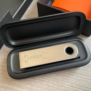 Ledger USB Crypto Wallet in Silver and Black - Nano S Plus with Case